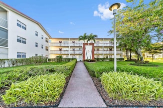 135 Brighton Dr Unit D, Boca Raton, FL 33434