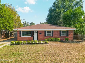2328 Curcor Dr, Gulfport, MS 39507