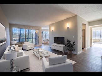 195 Wellington Ct Unit 3, Staten Island, NY 10314