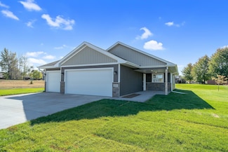 857 Sutherland St, Somerset, WI 54025