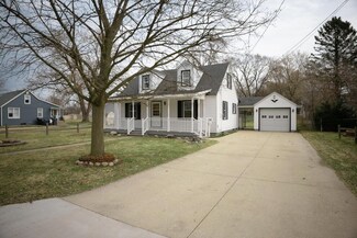 106 N Grant St, Otsego, MI 49078