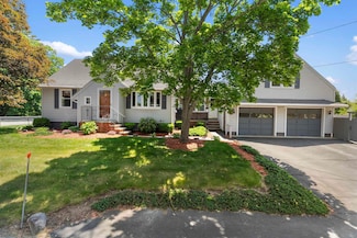 8 Guy St, Salem, NH 03079