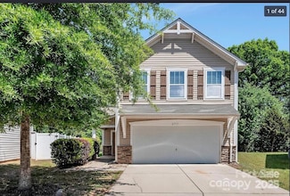 2751 Bramble Ridge Ct, Charlotte, NC 28215