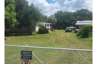 36534 Chain of Lakes Rd, Grand Island, FL 32735