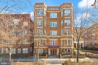 1820 Clydesdale Place NW Unit 4, Washington, DC 20009