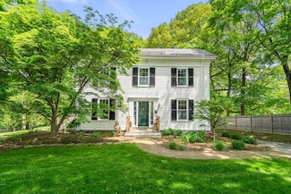 32 School St, Belmont, MA 02478