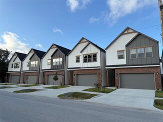 8428 Vogue Ln, Houston, TX 77055