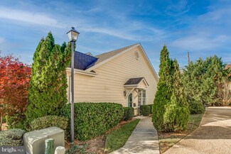 123 Madison St, La Plata, MD 20646