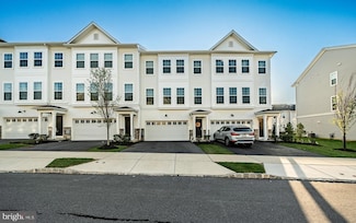 228 Red Leaf Ln, Exton, PA 19341