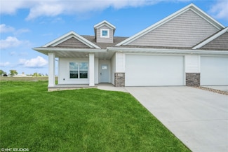 2559 Bluegrass St, Marion, IA 52302