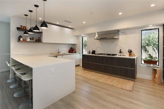875 W 47th St, Miami Beach, FL 33140