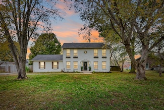 1330 Oak Hill Dr, Clarksville, TN 37040