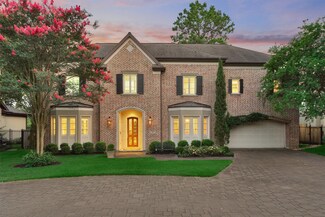 2 Hampton Place, Spring, TX 77381