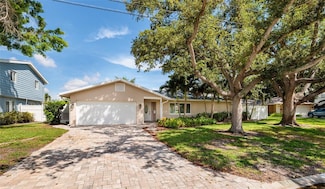 4342 14th Way NE, Saint Petersburg, FL 33703