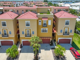6407 Mayra Shores Ln, Apollo Beach, FL 33572