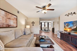 5104 N 32nd St Unit 417, Phoenix, AZ 85018