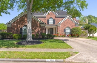 4001 Spring Branch Dr W, Pearland, TX 77584