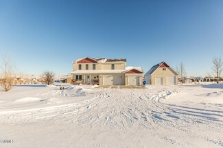 6319 Derek Dr, Bismarck, ND 58504