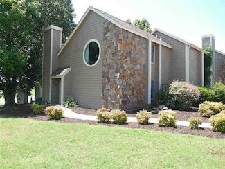903 Parkway Dr, Stillwater, OK 74075