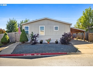 1015 Oak St Unit 15, Silverton, OR 97381
