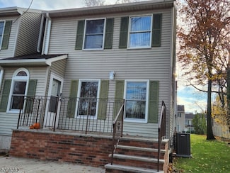 660666 Irvington Ave Unit 4, Maplewood, NJ 07040