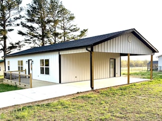 127 Lake Circle Dr, Salem, AR 72576