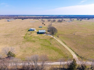 751 County Road 1396, Point, TX 75472