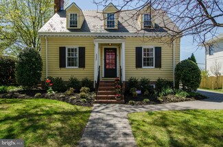 4932 34th St N, Arlington, VA 22207