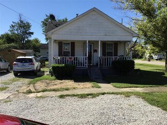 210 South St, Gillespie, IL 62033