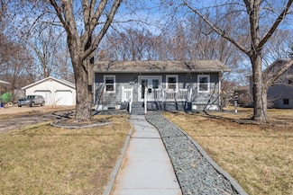 1979 3rd St, Saint Paul, MN 55110