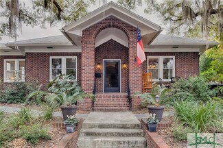 25 E 46th St, Savannah, GA 31405