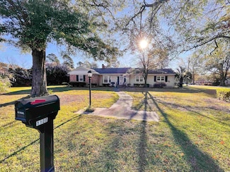 1100 Cherokee Ave, Marion, SC 29571