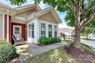 2103 N Castle Ct, Matthews, NC 28105