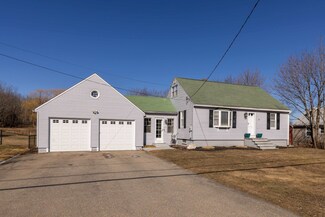 48 Rollins Rd, Rollinsford, NH 03869