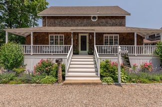 19 Old Garden Rd, Rockport, MA 01966