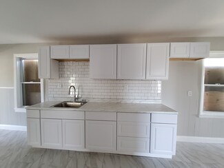 109 Chapel St Unit 2, New Haven, CT 06513