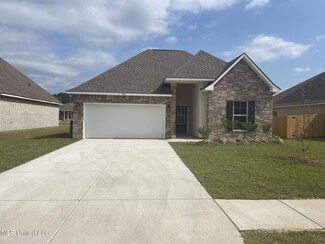 850 Ahoy Dr, Biloxi, MS 39532
