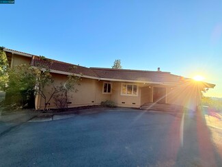 16611 Tony Ln, Sutter Creek, CA 95685