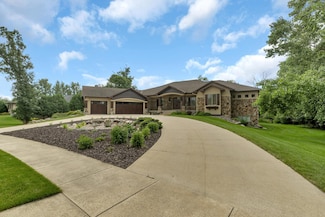 1726 Blackberry Cir, Sartell, MN 56377