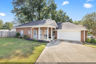 232 Camelot Way, Florence, AL 35633
