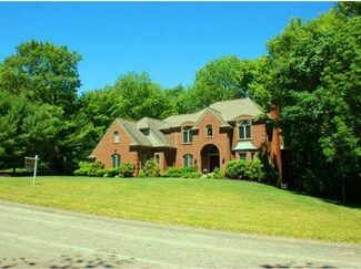 100 Fawn Meadow Ct, Pittsburgh, PA 15238
