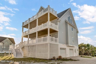 4254 Island Dr, North Topsail Beach, NC 28460