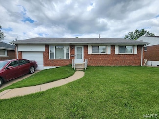 9340 Bellefontaine Rd, Saint Louis, MO 63137