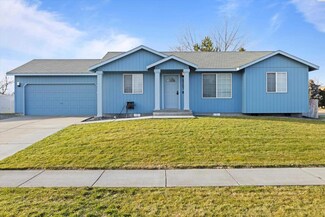 4707 Kalahari Dr, Pasco, WA 99301
