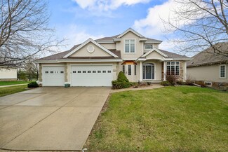 1226 Dartmouth Dr, Waunakee, WI 53597
