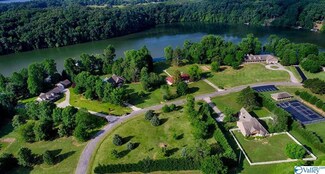 249 Oakfair Dr, Rogersville, AL 35652