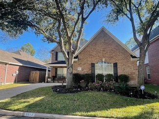 1615 Lakeside Enclave Dr, Houston, TX 77077