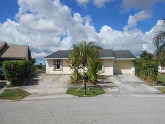 7371 Pinedale Dr, Boynton Beach, FL 33436