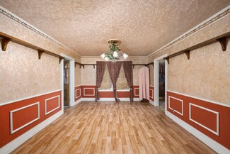 303 Wallace St, Columbus, TX 78934