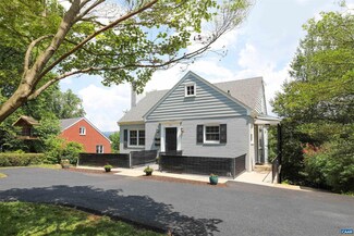 722  A & B Park St, Charlottesville, VA 22902
